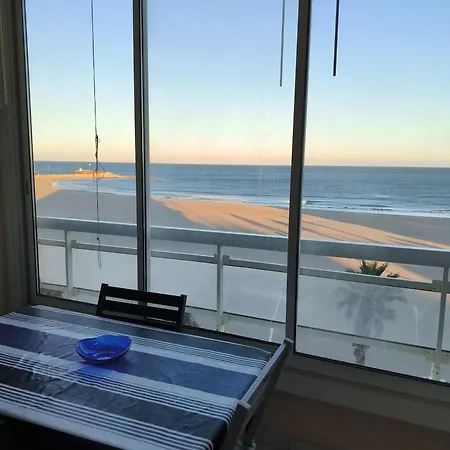 Cimer - Front De Apartment *